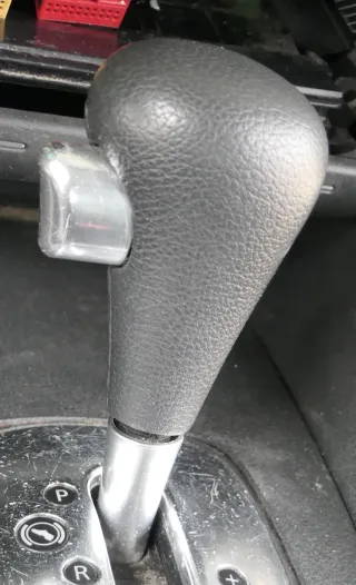 Audi A6 4B Griff Knopf Automatik Schaltknauf Schalthebel K-Leder schwarz - Bild 2