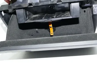 VW Passat 3C Handschuhfach schwarz Handschuhfachdeckel Deckel Klappe - Bild 2