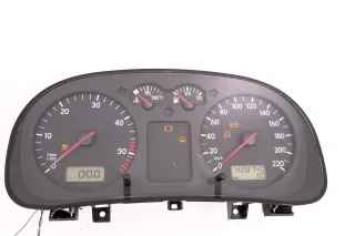 VW Golf 4 Tacho Tachometer Kombiinstrument 428.000km 1J0920805E TDI Diesel - Bild 1