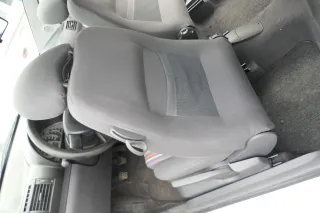 VW Fox Sitz Fahrersitz vorne links OHNEAirbag höhenverstellbar  v - Bild 7