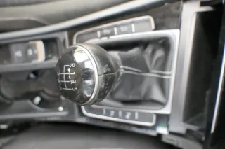 VW Golf 7 Schaltknauf Schaltsack Schaltung Schaltknüppel original 6-Gang Leder - Bild 5