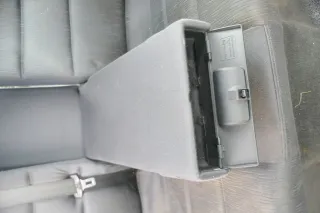 Audi A4 B5 Kombi Avant Rückbank Rücksitzbank Sitz Rücksitz 3 Punkt Gurt Kopfstüt - Bild 2