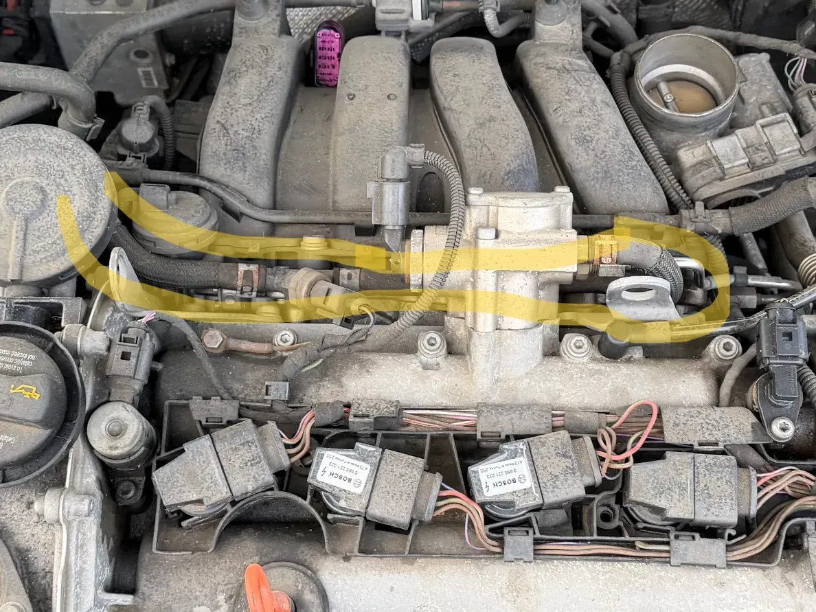 A3 VW Golf 5 V Leitung Benzin 1,6 FSI BAG BLF BLP 85kw Kraftstoffleitung Leitung - Bild 1