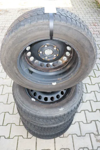 VW Golf Touran Felgen Winterreifen M&S Reifen 195/65 R15 91H 1K0601025C 6-7mm - Bild 7