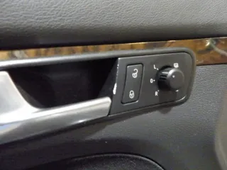 VW Touran 4x Türverkleidung Verkleidung Tür vorne +hinten links anthrazit Wurzel - Bild 6