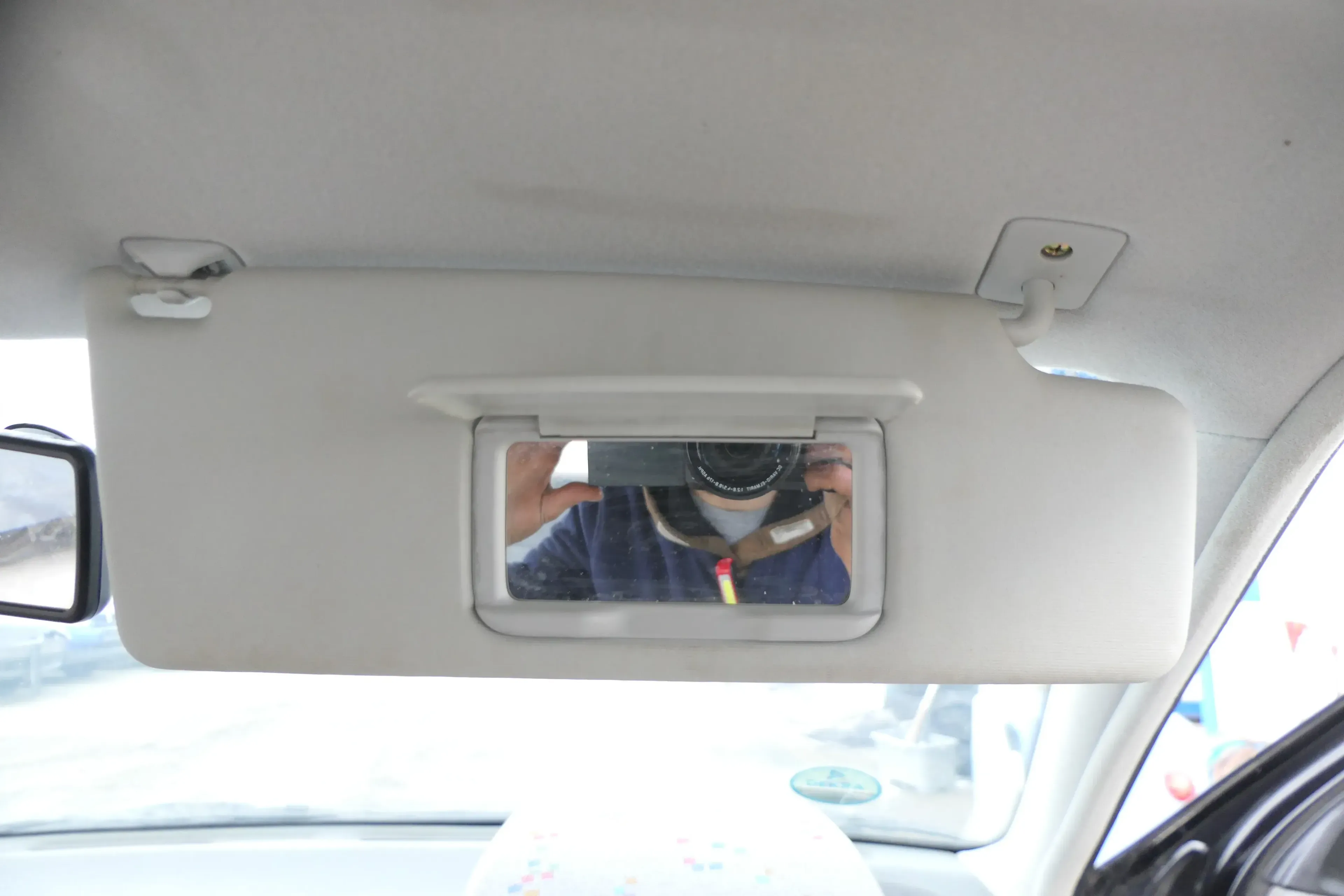 VW Polo 6N 6N2 Sonnenblenden Sonnenblende rechts vorne vorn Spiegel - Bild 1