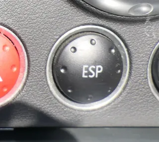 Audi TT 8N Schalter für  ESP 8N0927134 - Bild 4
