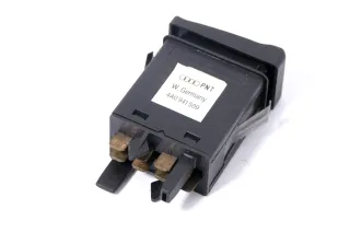 Audi 80 A6 4A Warnblinker Relais Warnblinkerschalter Schalter 4A0941509 Knopf - Bild 2