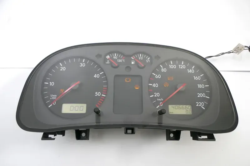 VW Golf 4 Tacho Tachometer Kombiinstrument 406.000km 1J0920805E TDI Diesel - Bild 1