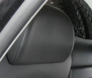 VW Passat 3B 3BG Kopfstütze Sitz Sitze hinten rechts oder links Leder anthrazit - Bild 1