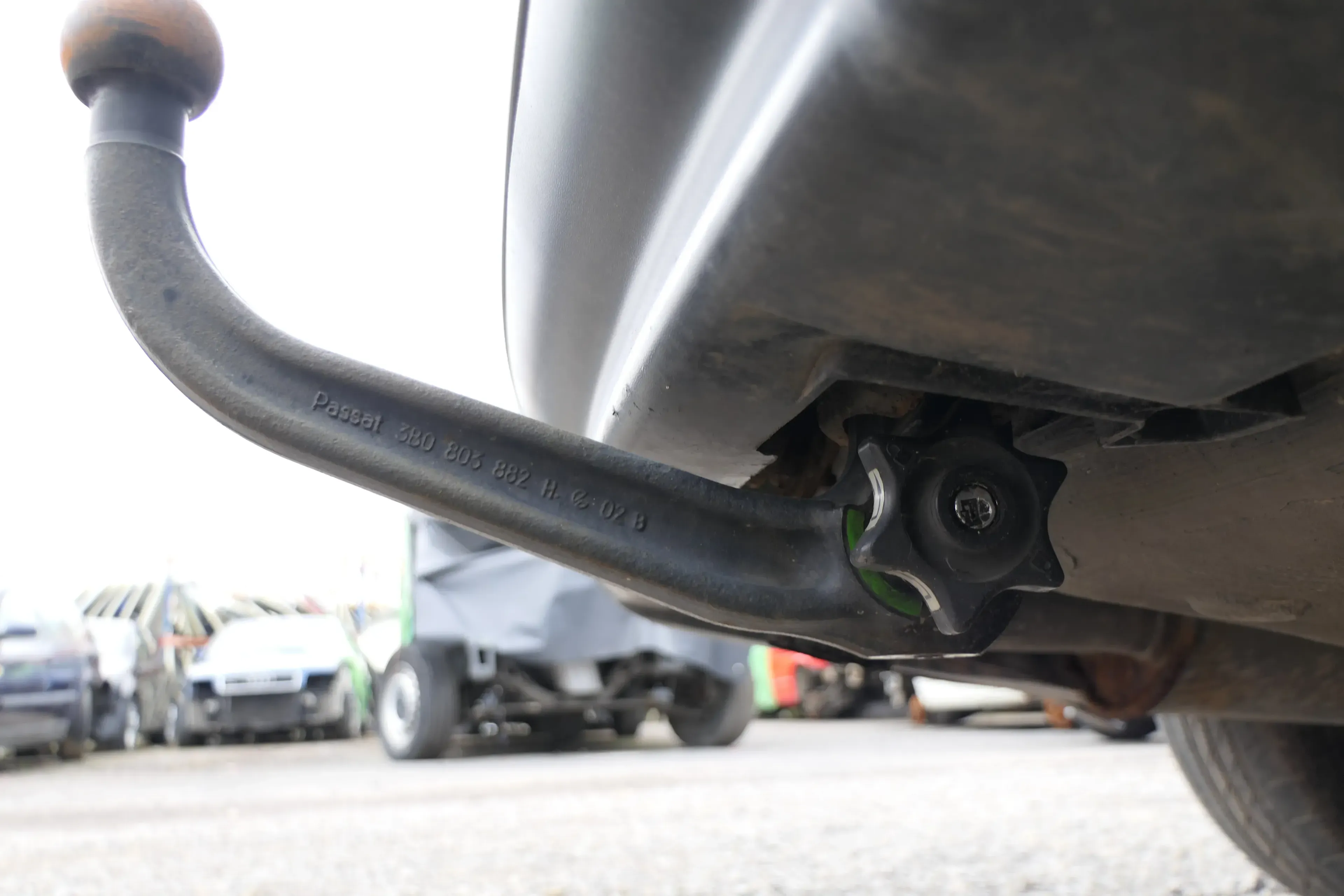 VW Passat 3B 3BG Anhängerkupplung Anhängekupplung abnhembar abnehmbare original - Bild 1