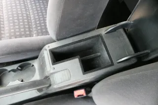 VW Passat 3BG Mittelarmlehne Armlehne Fach Lehne Mittelkonsole schwarz Velour - Bild 7