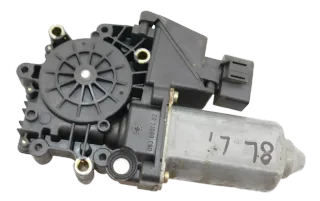 Audi A3 8L Fensterheber Motor vorne links 8L3959801 passt nur 2/3-Türer - Bild 1