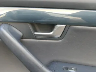 A4 8H Cabrio 8E B6 B7 1x Türverkleidung Verkleidung Tür vorne links Leder blau - Bild 3