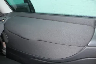 VW Sharan 7M Abdeckung Kofferraum Fach Box Ablagefach rechts hinten Deckel - Bild 1
