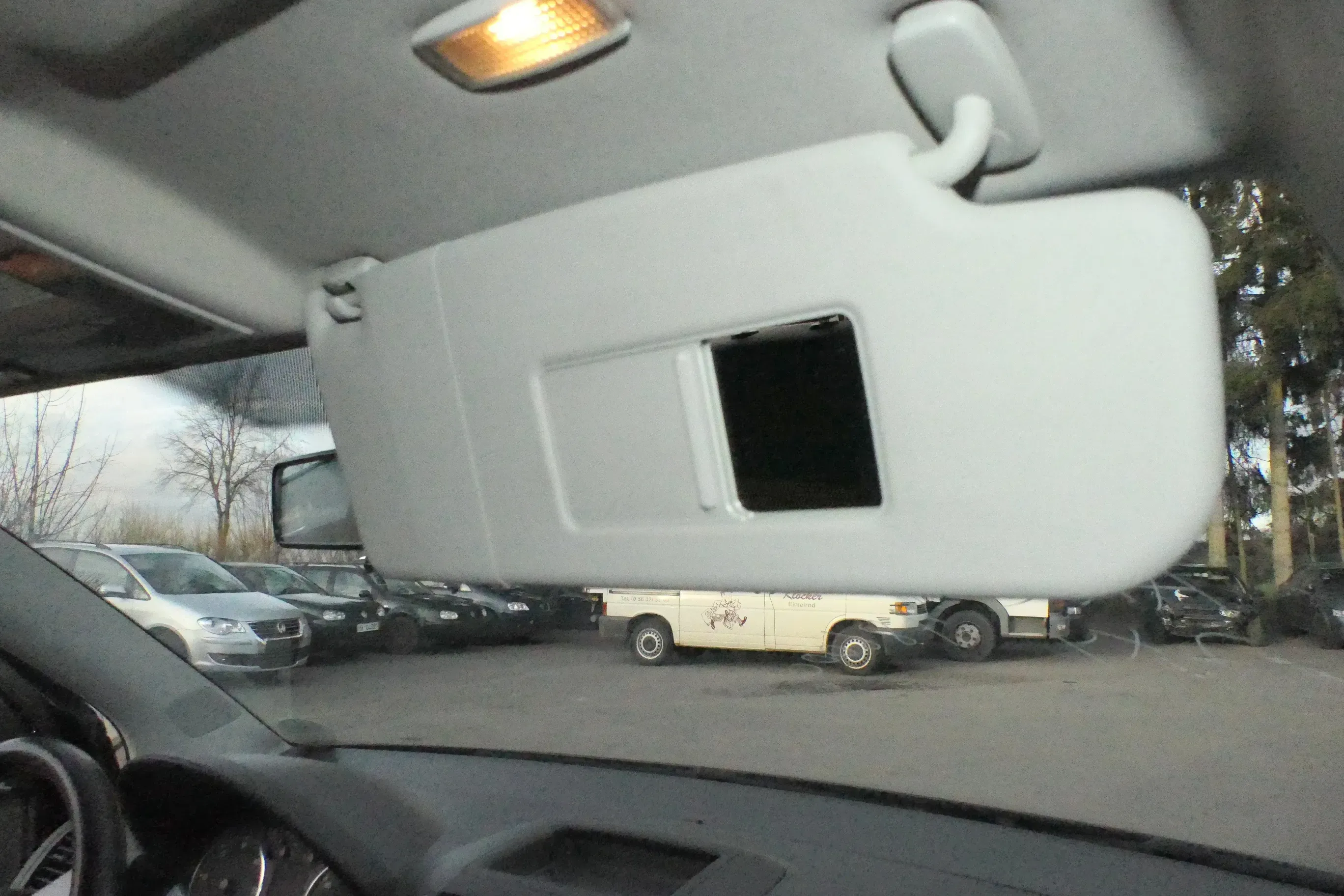 Polo 9N 9N3 Sonnenblenden Sonnenblende hellgrau grau rechts vorne 6Q0857552B/F - Bild 1