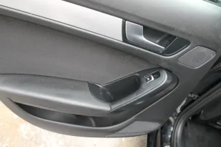 1x A4 8K B8 Türverkleidung Verkleidung Tür hinten links schwarz Stoff schwarz - Bild 3