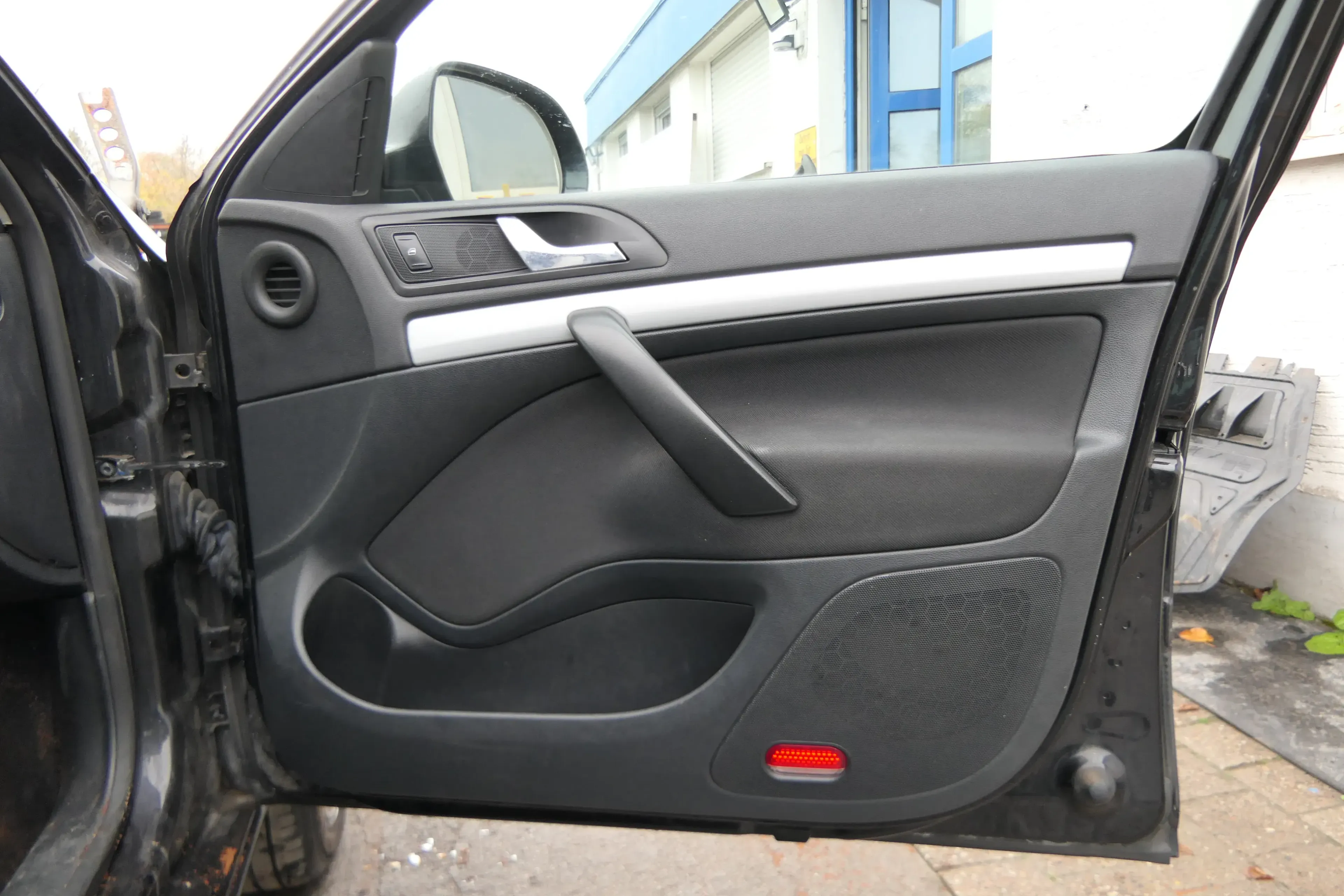 1x Octavia 1Z Limousine Türverkleidung Verkleidung Tür vorne rechts schwarz onyx - Bild 1