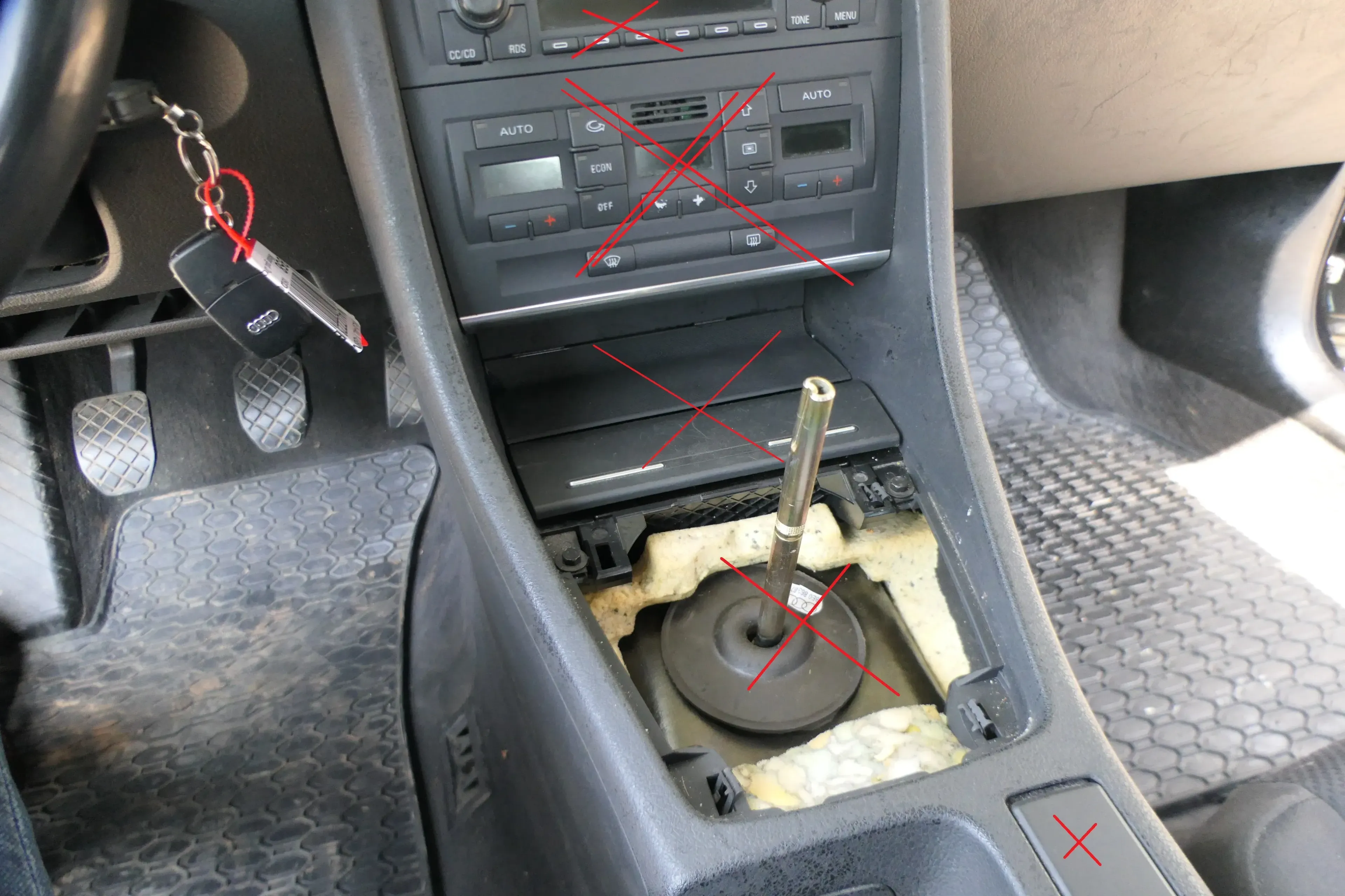 Audi A4 8E B6 B7 Mitteltunnel hinten Verkleidung um Handbremse Konsole schwarz K - Bild 1