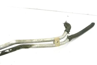 VW T4 Leitung Kühlwasser Kühlflüssigkeit unterm Auto nach hinten 701819885C - Bild 3