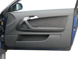 1x Audi A3 8P Türverkleidung Verkleidung Tür vorne rechts schwarz 2/3-Türer - Bild 1