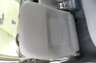 VW Caddy 3 2k Sitz Fahrersitz vorne links +rechts Beifahrersitz Sitzheizung - Bild 2