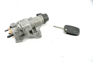 Audi A4 B6 8E mit 1x Schlüssel Schloß Zündschloß Funkschlüssel - Bild 1