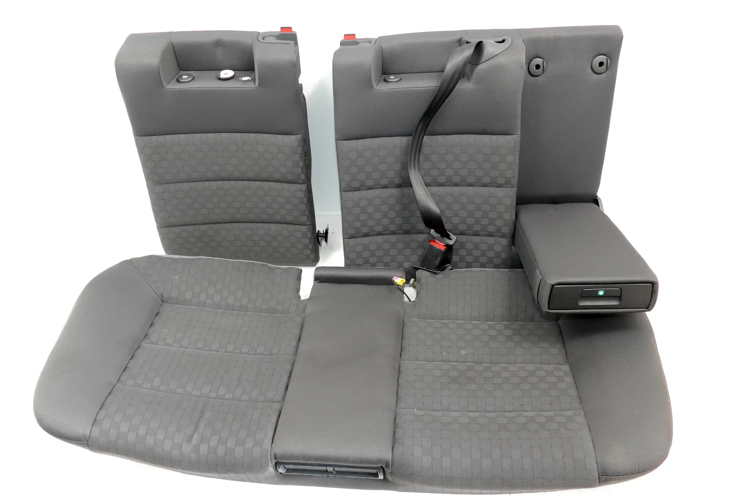Audi A6 4B Avant Kombi Rückbank Rücksitzbank Sitz Rücksitz Gurt - Bild 1