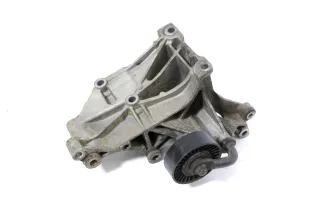 VW Golf 3 Halter Konsole Lichtmaschine Träger 1,9 TDI 90PS 028903139T  1Z AHU - Bild 3