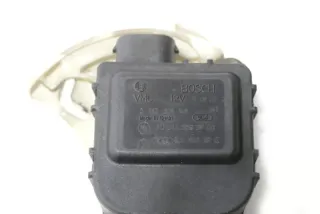Passat 3B 3BG A4 Stellmotor Umluft Umluftbetrieb 8D1820511E Klimaanlage - Bild 2