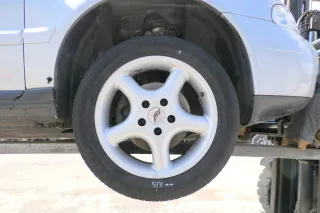 4x A4 B5 A6 4B Alufelgen 205/55 R16 91V Sommerreifen Reifen KBA 44409 AEZ 3-5mm - Bild 1