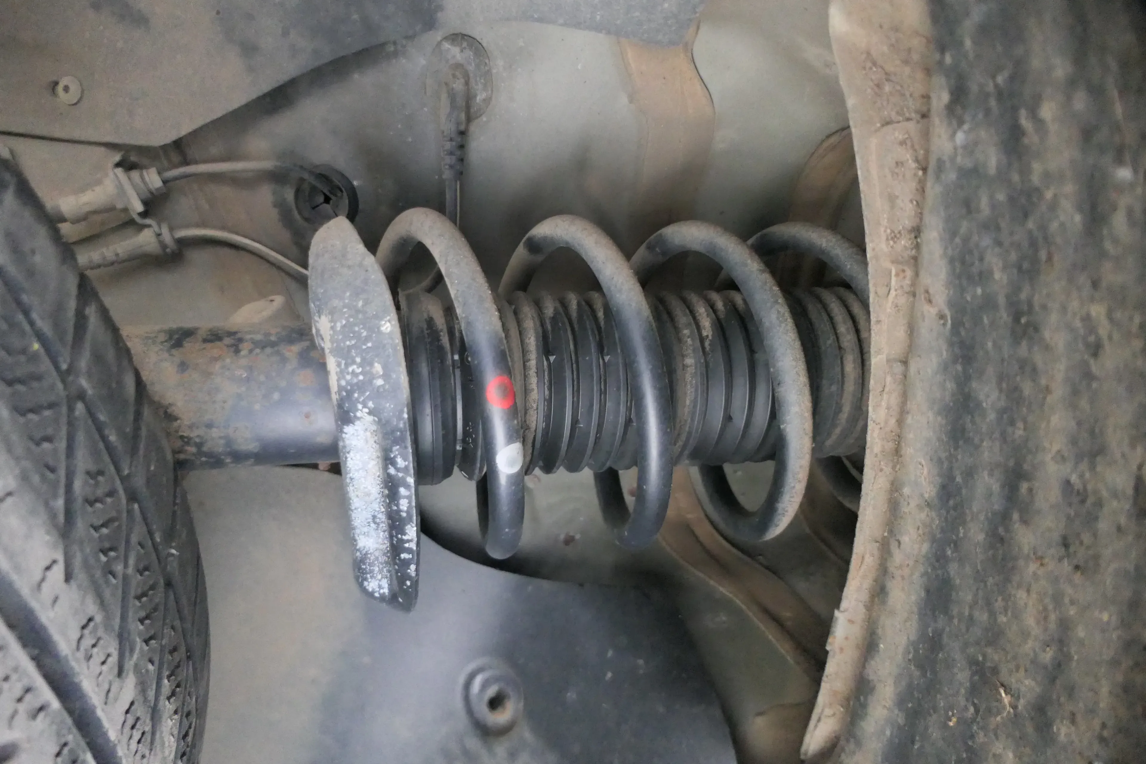 1x VW Eos Golf 5 V Touran Stoßdämpfer Federbein Feder 1T0413031HE vorn - Bild 1