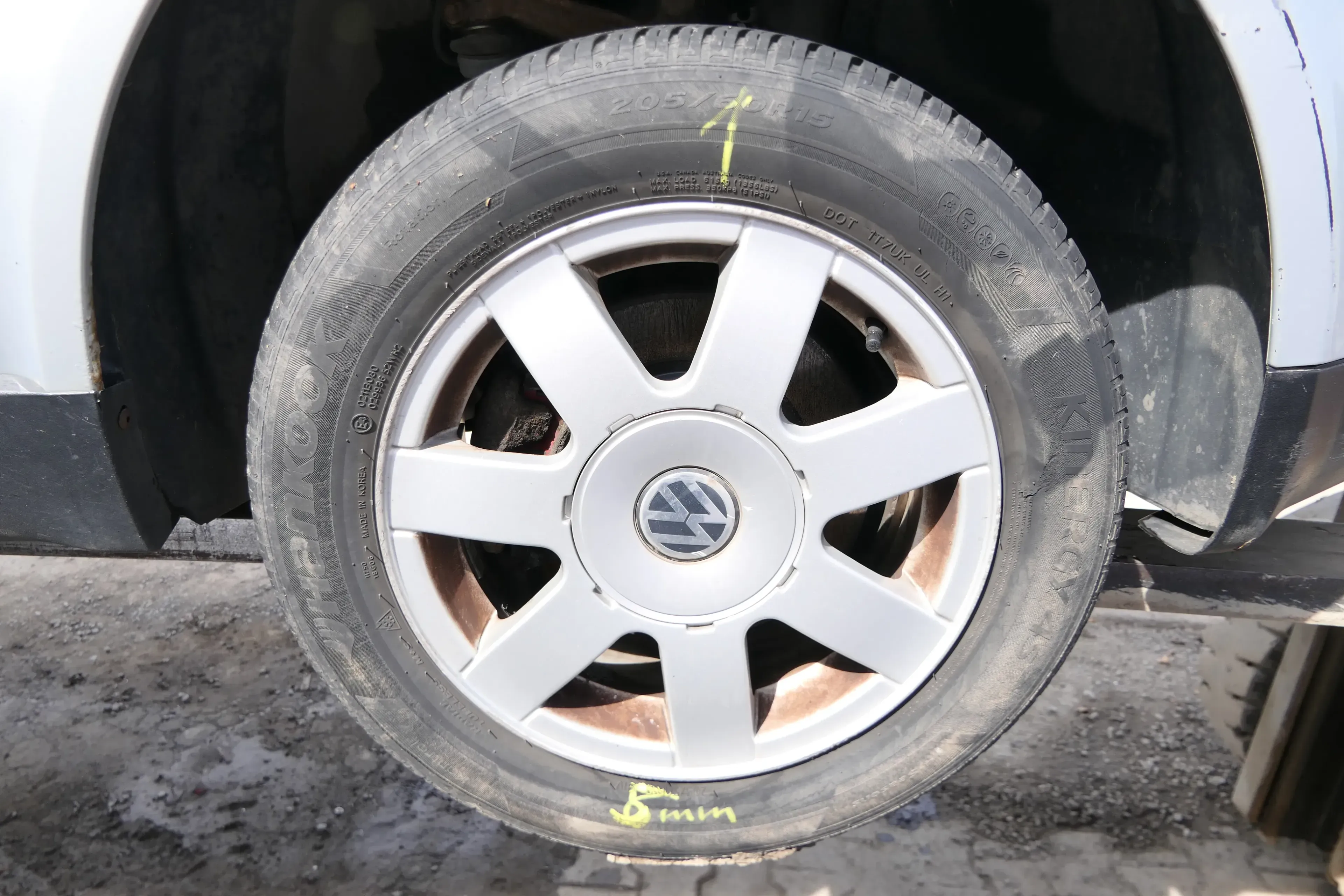 4x VW Passat 3BG Alufelgen Allwetterreifen Reifen 205/60 R15 91H 3B0601025C #5mm - Bild 1