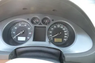 Seat Ibiza 6L Tacho Tachometer Kombiinstrument 187.000km 6L0920820 BME BKV BBM - Bild 1
