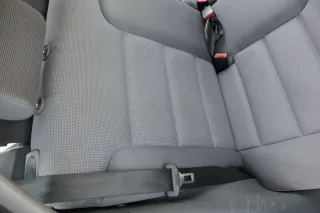 Audi A3 8L Sitz Sitze hinten Rückbank Rücksitzbank Sitzfläche mit 2 Kopfstützen - Bild 1