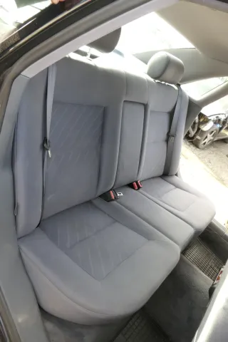Audi A8 4D Avant Sitz Rückbank Rücksitzbank hinten Ski aquablau - Bild 3