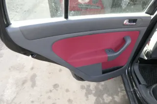 VW Golf Plus 5M 4x Türverkleidung Verkleidung Tür vorn hinten links rot - Bild 6