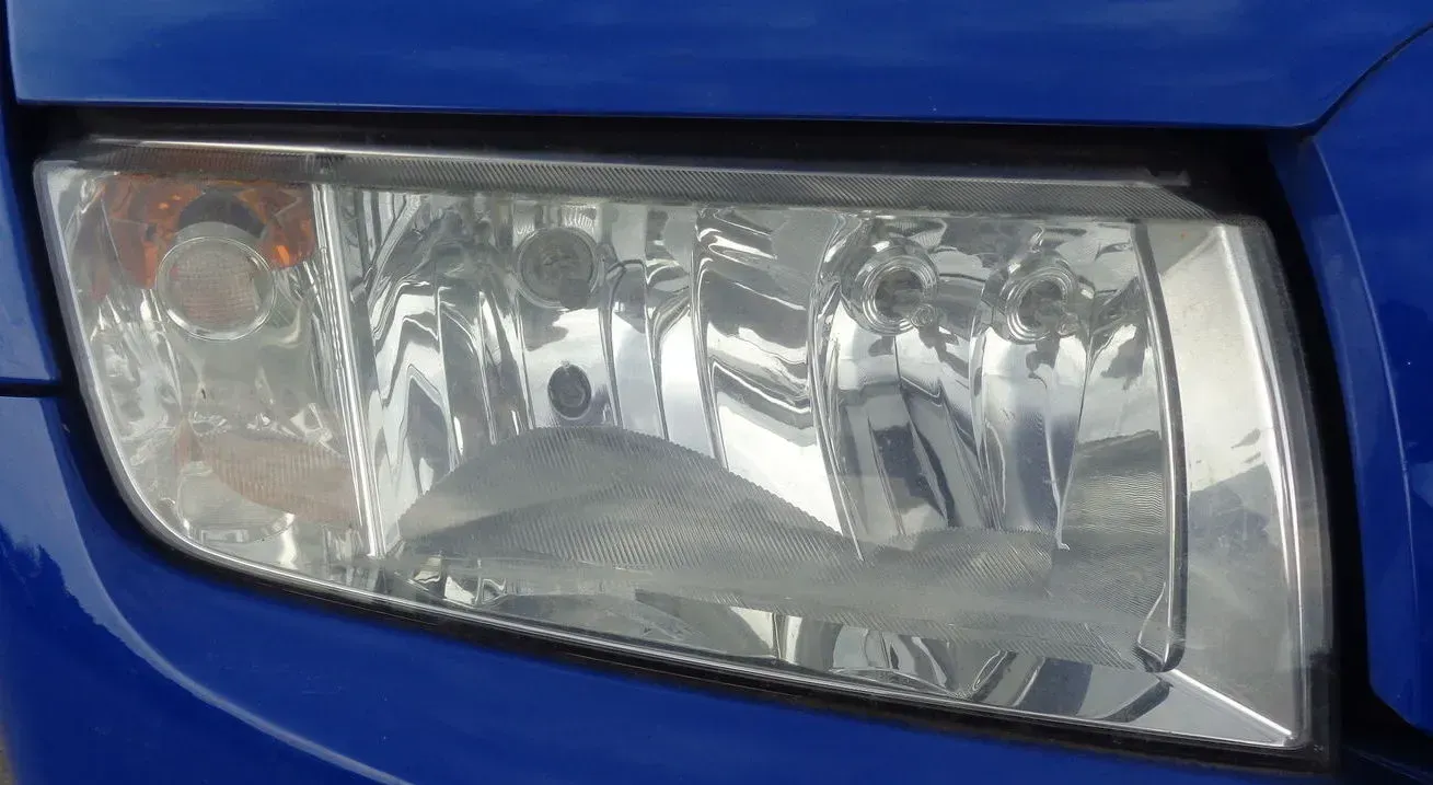Skoda Fabia 6Y Scheinwerfer Frontscheinwerfer vorne rechts original 6Y1941016H - Bild 1