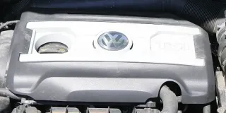 VW Tiguan Scirocco Motorabdeckung Abdeckung Motor Blende 2,0 TSI 06J103925BG - Bild 1