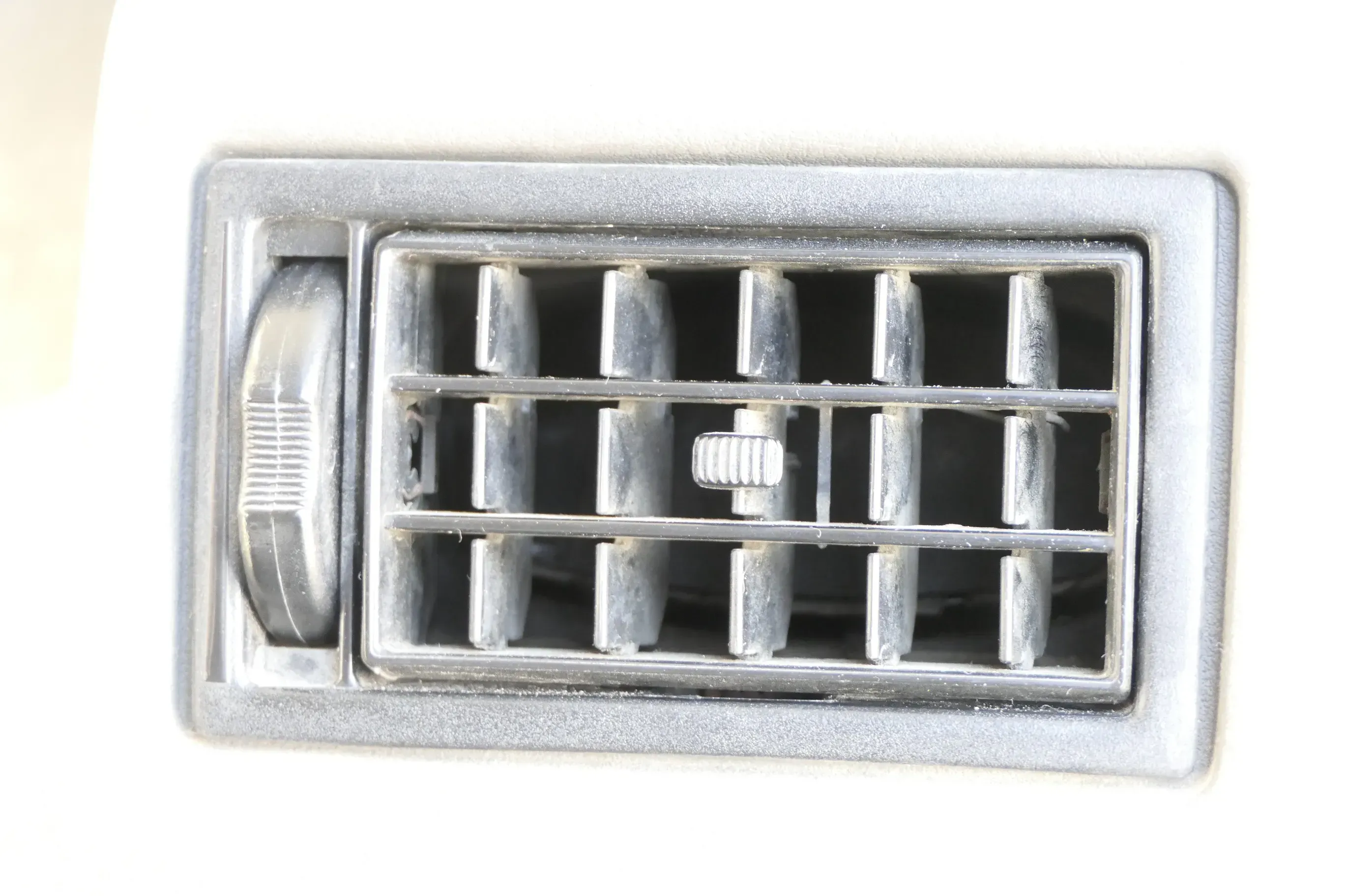 VW T4 Lüftungsdüse Düse Lüftung vorne rechts - Bild 1