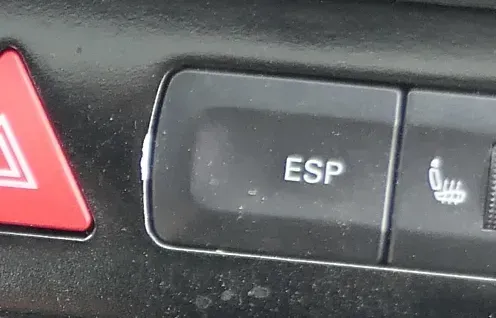 Audi A3 8L Schalter für ESP 8L0927134A - Bild 1