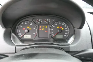 VW Polo 9N Tacho Tachometer Kombiinstrument 130.000km 6Q0920800P 1,2 47kw 40kw - Bild 2