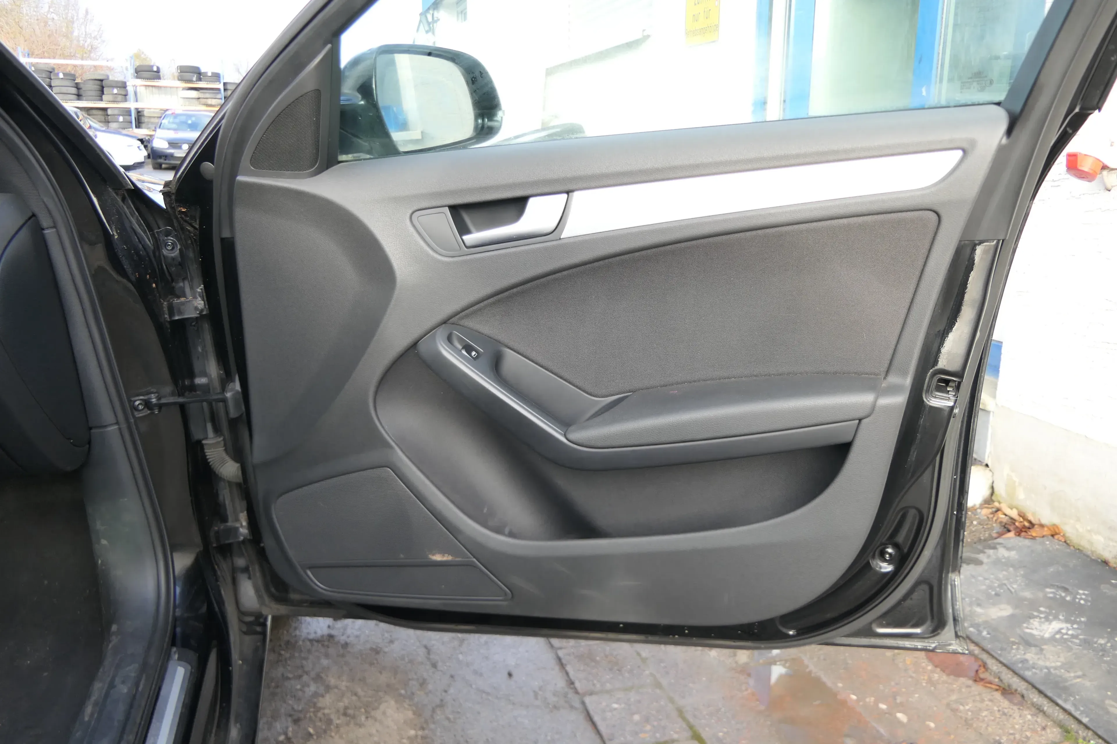 1x A4 8K B8 Türverkleidung Verkleidung Tür vorne rechts schwarz - Bild 1