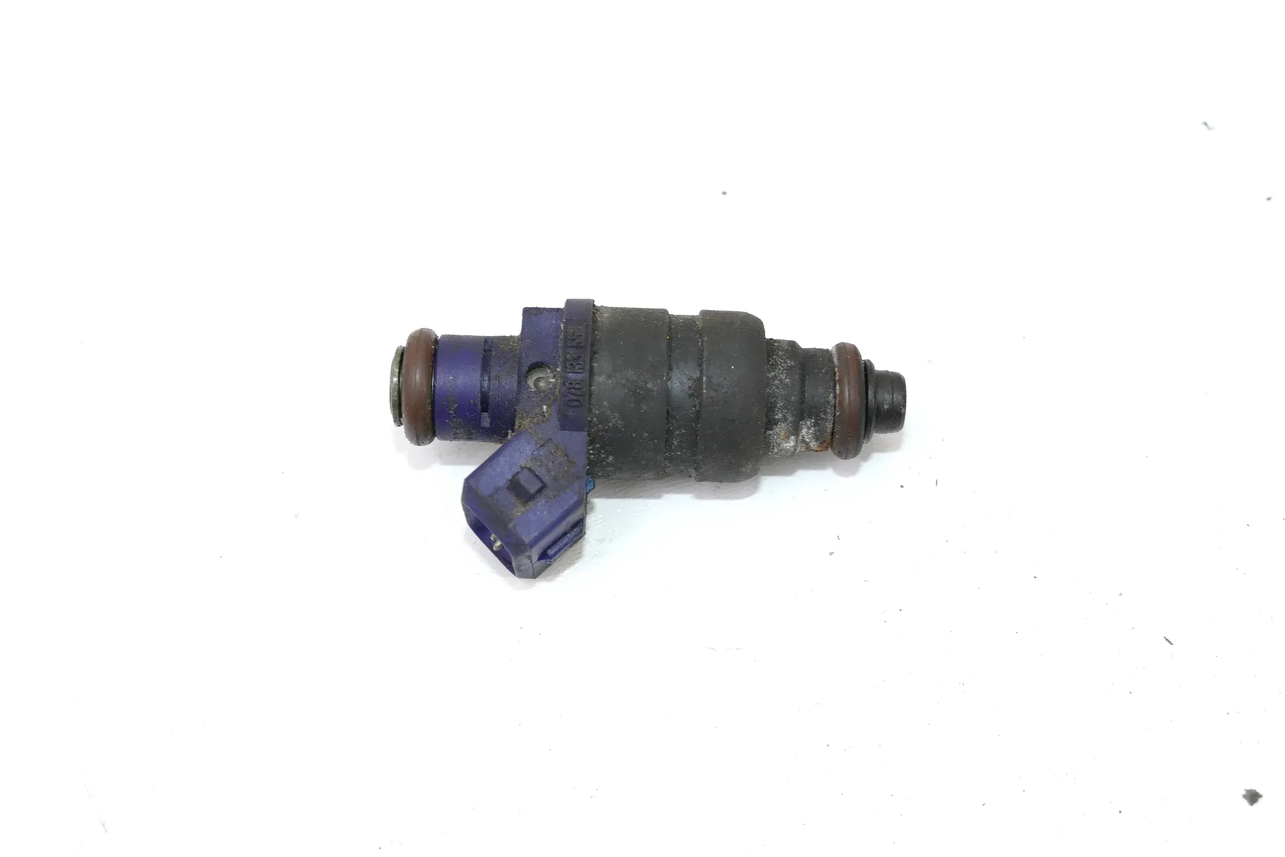 VW Passat 3B Audi A4 A6 Einspritzdüse Düse 078133551L 2,8 V6 - Bild 1