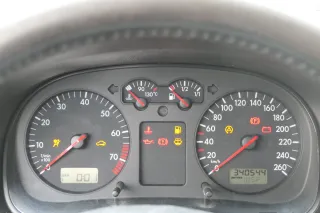 VW Golf 4 Tacho Tachometer Kombiinstrument 340.000km 1J0920821A 1,6-2,8 - Bild 1