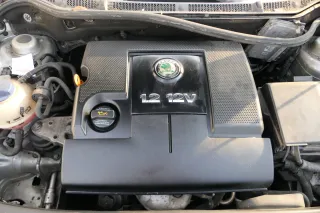 Fabia 6Y Luftfilterkasten Luftfilter Motorabdeckung 1,2 64PS 47kw AZQ BME12V - Bild 1