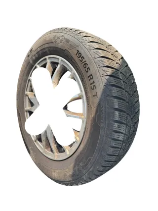 2x VW Golf Passat Reifen 195/65 R15 91T Winterreifen ca. 6,5-7 mm NUR REIFEN - Bild 1
