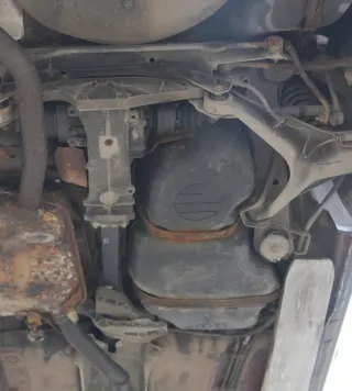 Audi 80 Tank Kraftstofftank Kraftstoffbehälter Allrad quattro Benzin - Bild 1