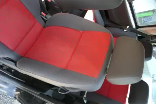 Seat Arosa VW Lupo Sitz vorn links Fahrersitz Höhenverstellung höhenverste rot - Bild 2