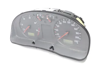 VW Passat 3B Tacho Tachometer Kombiinstrument 364.000km 3b1919880c Diesel TDI - Bild 3